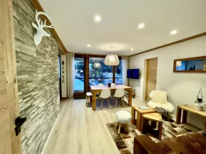 Image of Cozy apartment 6 pers. Ski on the feet. Fully renovated. COURCHEVEL 1650