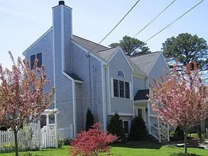 Image of Sleeps 10+\/Walk To Buck's Pond Lake! Close To Beach\/Golf\/Restaurants