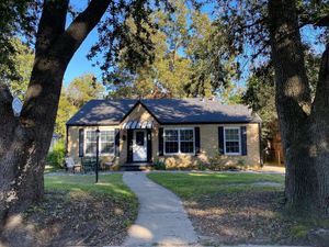 Image of Entire Cozy Cottage Historical Tyler Azalea District