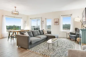 Image of 3rd-floor dog-friendly condo close to the beach with pool, hot tub, beach access