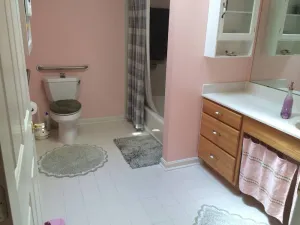Image of a CCCCCCC (Clean, Clear, Cool, Convenient, Comfortable, Calm, Cousy) Guest room