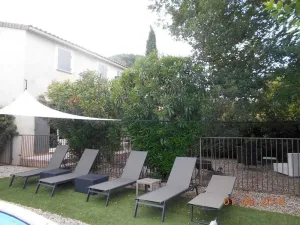 Image of Charming little Provencal country house with garden and private pool