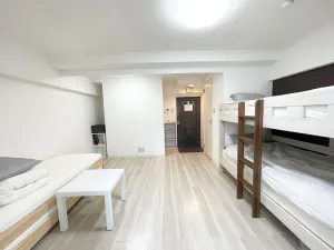 Image of SUNRISE APT 新大阪駅から徒歩5分観光都市へのアクセス抜群Simply Guest Room Shin-Osaka