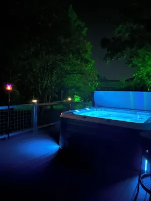 Image of Relaxing Lake Retreat off I-40