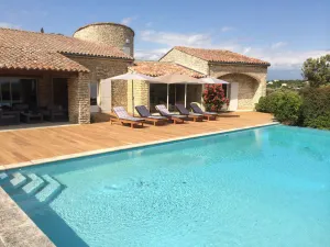 Image of Provencal villa in Bonnieux