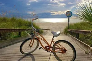 Image of Close to all with a King-bed! Bikes included