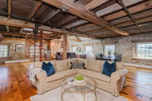 Image of Millie's-Historic New Bedford, 2BR w. water views