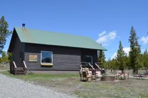 Image of Entire rustic cabin on Union Pass hosted by Tanya