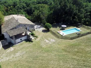 Image of Saint Michel l'observatoire ; Luberon country house with private pool.