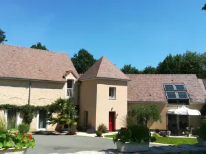 Image of Charming Renovated Barn with Garden, 3 Ensuite Bedrooms, Near Le Mans