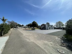 Image of The Barn House near fwy 101