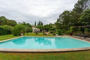 Image of Maison Fontvieille - Maison climatisée, piscine