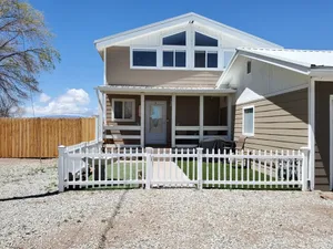 Image of Rocky Mountain Views, sleeps 6 in a quiet country setting