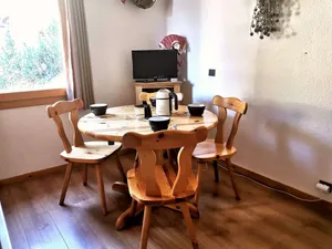 Image of La Ruelle 02 - Studio with movable partition, ski-in ski-out, close to the village centre