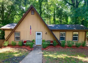 Image of Lake Hartwell cottage - Hot Tub!