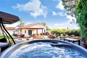 Image of Gorgeous Family Home Spa 15 Min Downtown