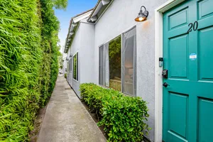 Image of Fun and retro split-level studio conveniently close to Santa Barbara