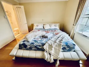 Image of Amazing 5 BRs Home With Pool Table in Central East , 5 Mins Knox Shoping Center