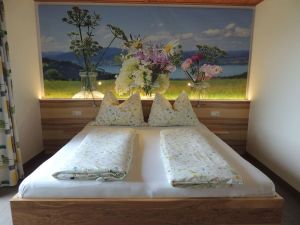 Image of Margaritenwohnung - Bauernhof Schöbringer bed and breakfast