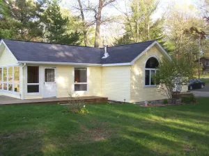 Image of Maggies on the Bayou, close to Hiking, Beaches, Boating, Golf