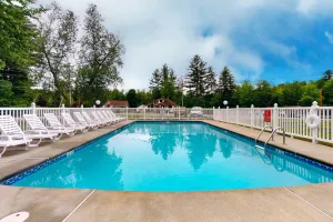 Image of Mountain cottage with private chimnea, W\/D, off-site amenities - great location
