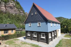 Image of Holiday house \"Gebirgshäusl Oybin\" Zittau Mountains \/ Upper Lusatia + fireplace + surrounding area