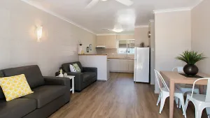 Image of Mavic Court Unit 4