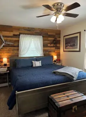 Image of Cheerful 3 bedroom home close to everything!