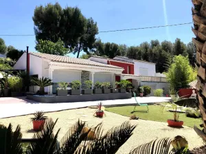 Image of Appartement charmant à La Cadière-d'Azur, 68 m², jacuzzi