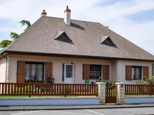 Image of Gîte au cœur d'Artenay – 3 chambres, tout confort, à 25 min d'Orléans, proche commerces et musées - FR-1-590-123