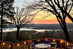 Image of Lakeview Sunset Oasis Retreat on Pettit Mt  near Tahlequah, 4 min drive to lake