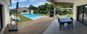 Image of Contemporary family home with swimming pool