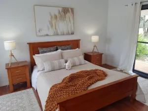 Image of Contemporary Cottage on scenic acreage close to wineries