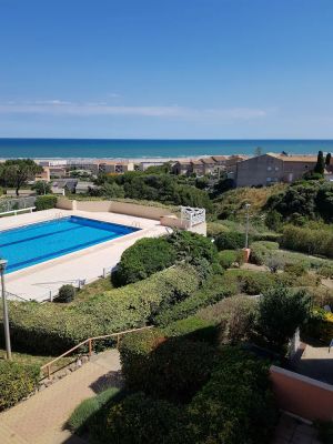 Image of Welcome to the Mediterranean clape