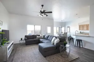 Image of Luxury Living 6