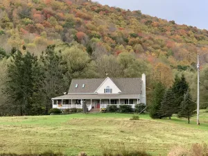Image of A Rustic Retreat at Wolf Hollow Farm