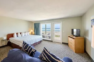 Image of King Bed Studio-Oceanfront-Patio-Easy Beach Access