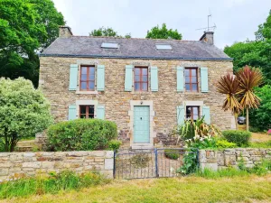 Image of Peaceful family home on the edge of the forest.
