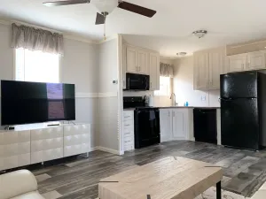 Image of Cozy 2 bed 1 bath centrally located