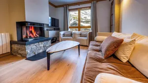 Image of Spacious 3 bedrooms apartment, 10 people duplex facing Aiguille Rouge