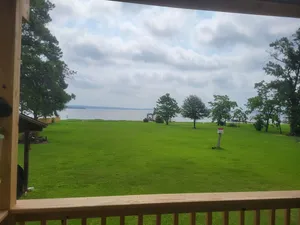 Image of Lake Palestine Lakefront, Dock, Deck. 3 bd 2bt Large yard, Beautiful Sunrises