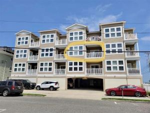 Image of Beautiful Vacation 3 Bedroom Condo one block  from the Beach