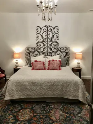 Image of Large Downtown Artist's Loft, 30 min to Lexington, Horse, Bourbon, R River Gorge