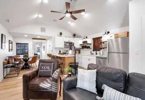 Image of Delano Cabin - 2 Kings - Cute and Cozy!