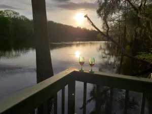 Image of MARGARITAVILLE BY THE SUWANNEE RIVER & ROYAL SPRINGS PET FRIENDLY