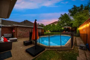 Image of Luxury 6 Bedroom Sleeps 12 Home in N Dallas Pool