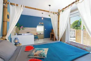 Image of Apartment with Jacuzzi 40m2 four-poster bed