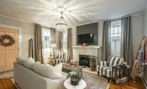 Image of Quaint Bungalow in Historic Downtown Florence