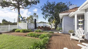 Image of sorrento beach bungalow