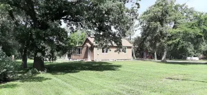 Image of Whispering Grove Cottage On 22nd<br>*In The Country*